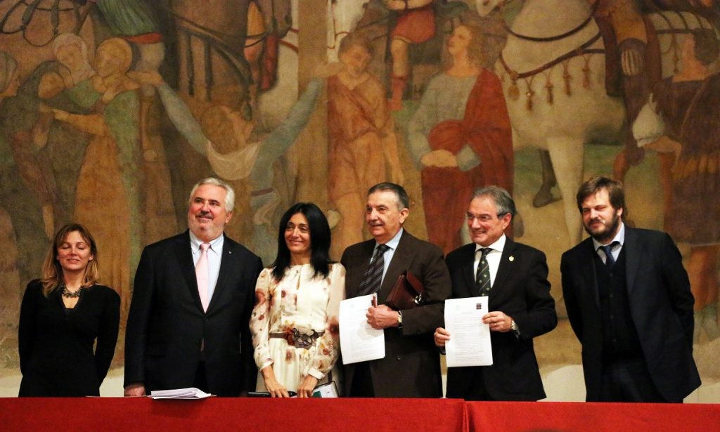 26fdc8bcfe874d68b945cfc55e1c7548