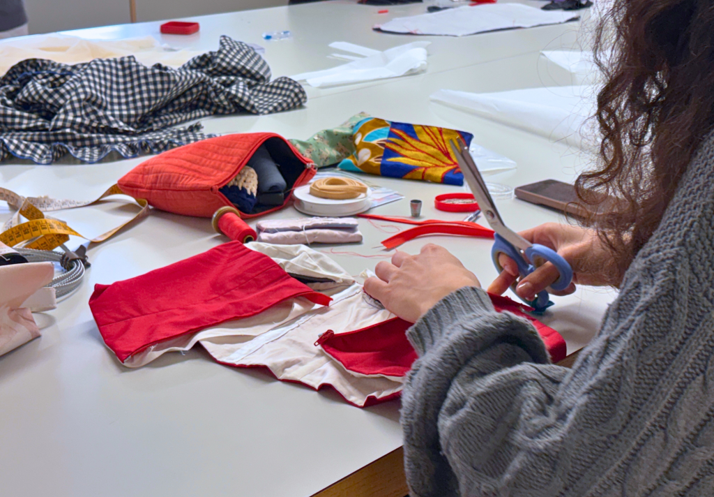 Corso Di Sartoria Professionale Istituto Di Moda Burgo Di Roma